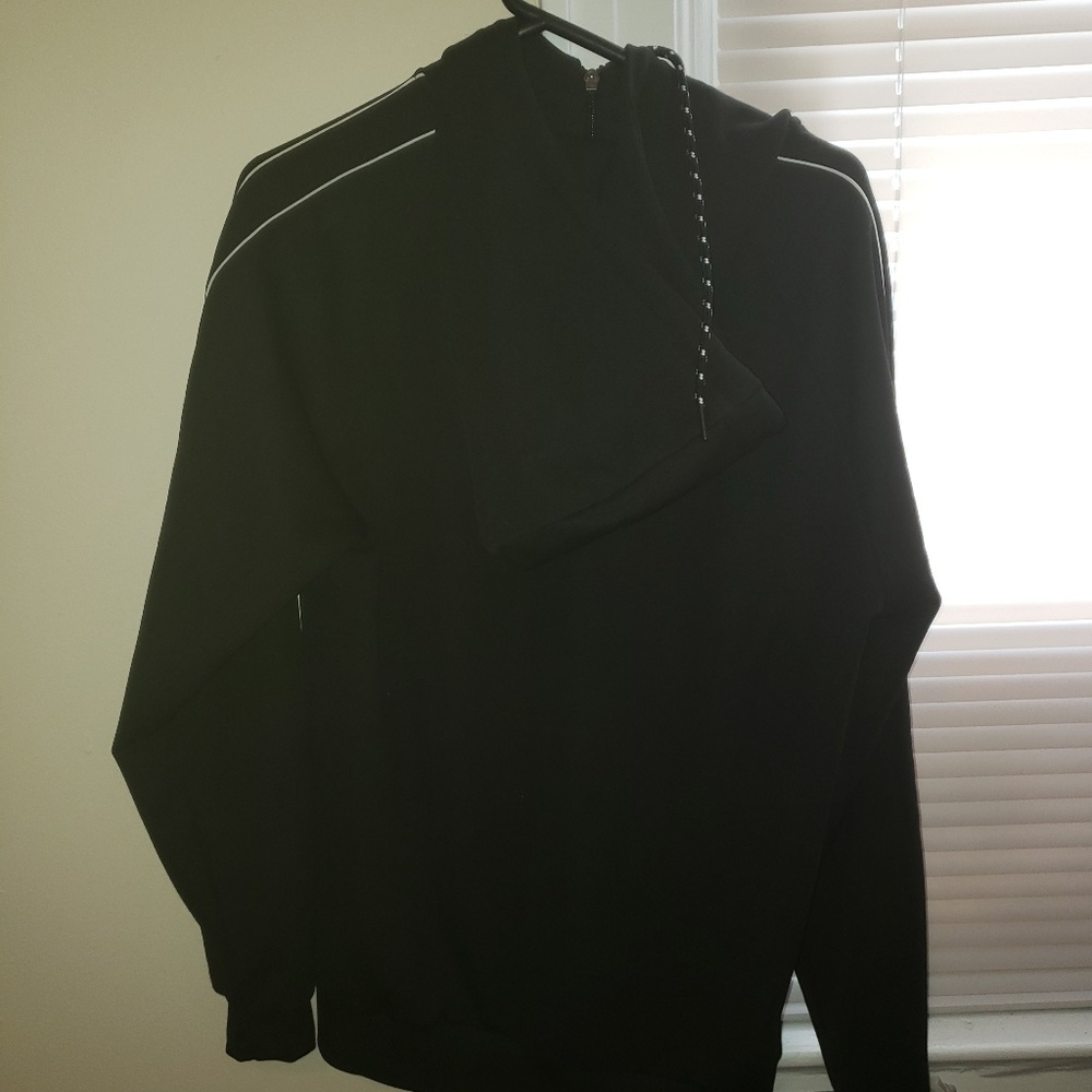 H&M Sweater - Picture 4 of 4